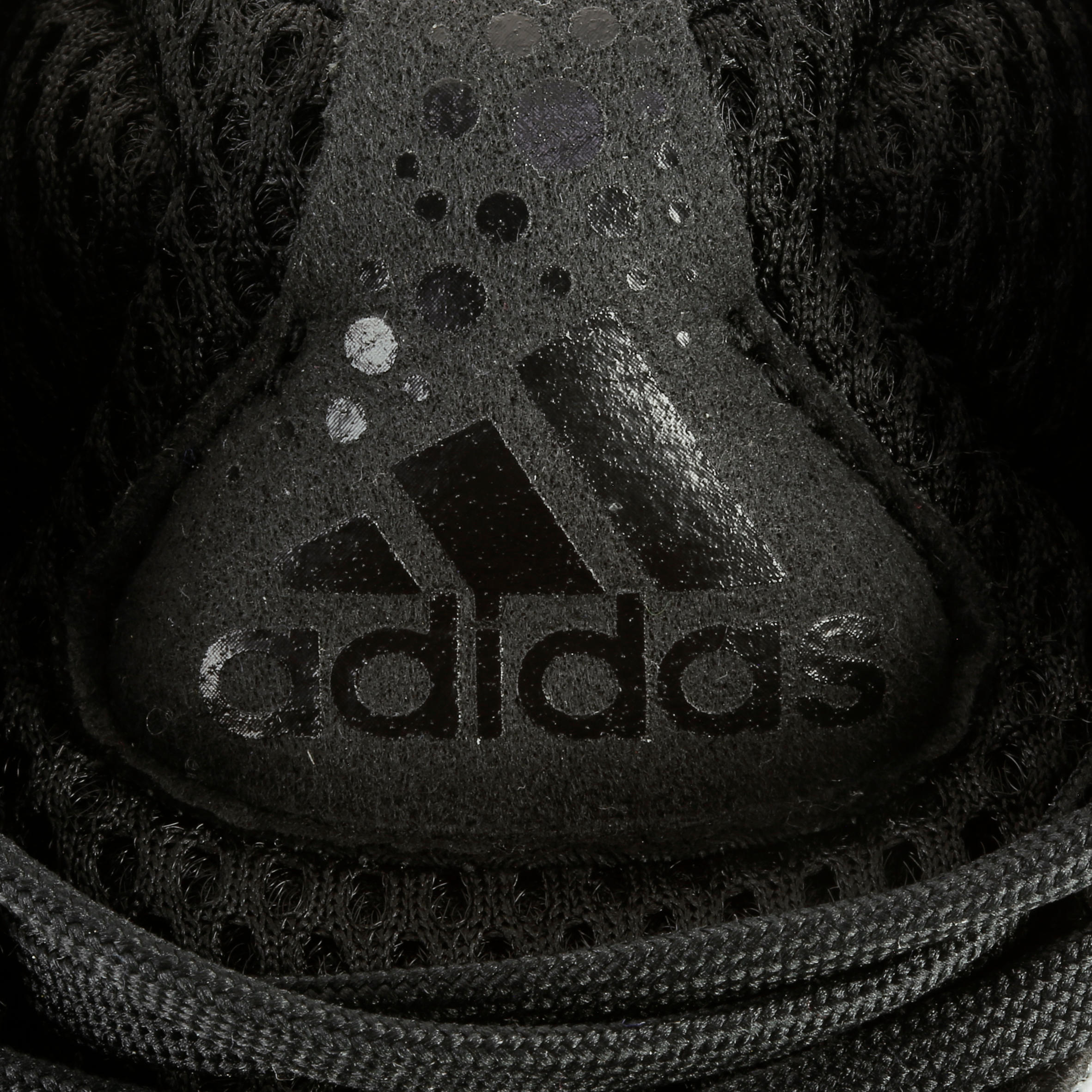 chaussures basketball adidas crazy heat blanche noire adidas
