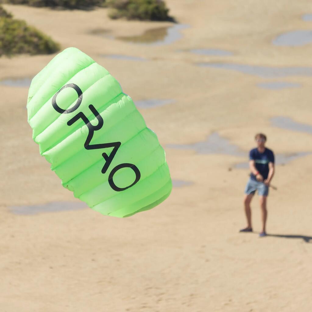 Traction Kite 1.9 m2 + Bar - Neon Green