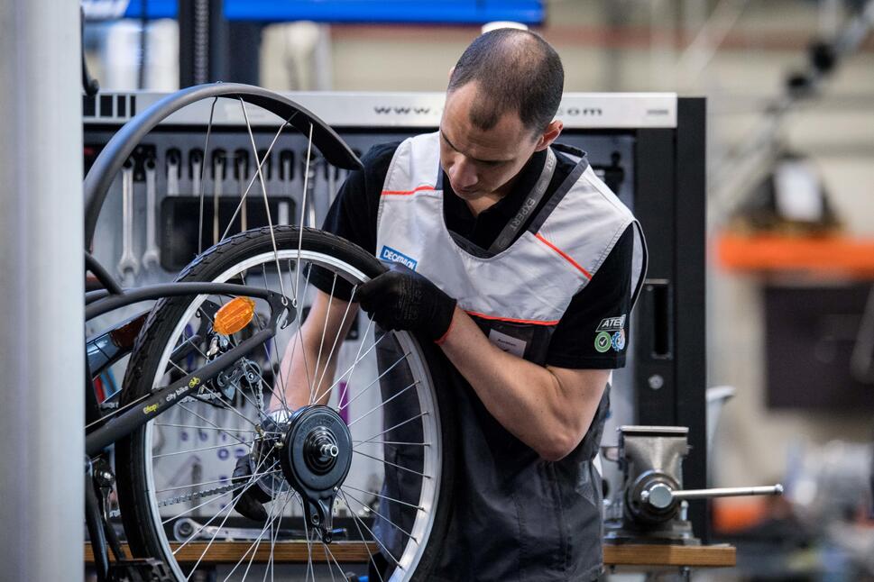 Wymiana koła z hamulcem bębnowym, koła nexus lub koła sturmey