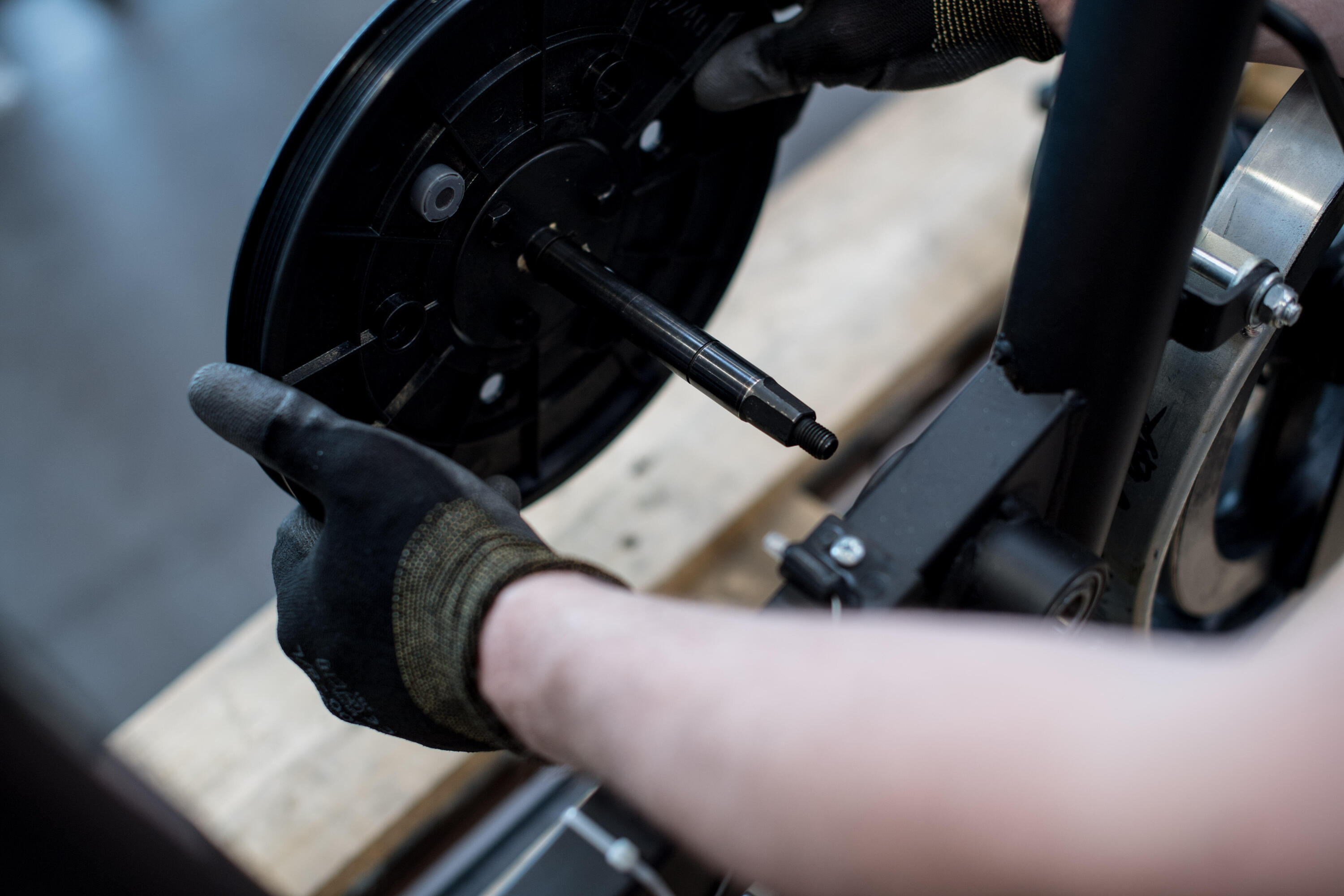 WORKSHOP Austausch Drehachse Heimtrainer