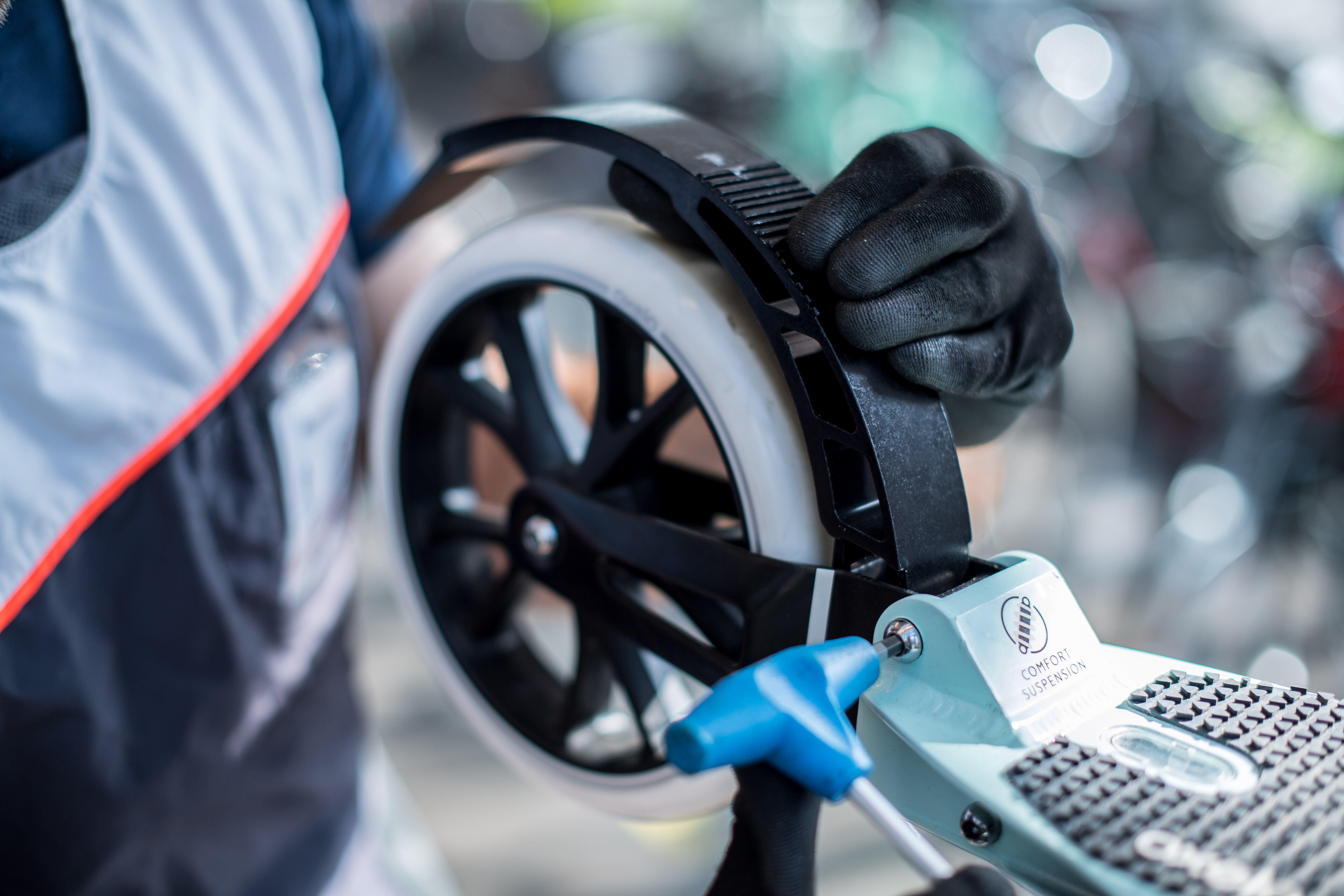 Scooter brake lever replacement - WORKSHOP