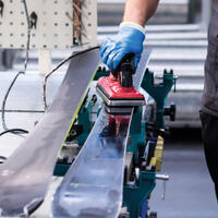 Ski / Snowboard - Hand Waxing