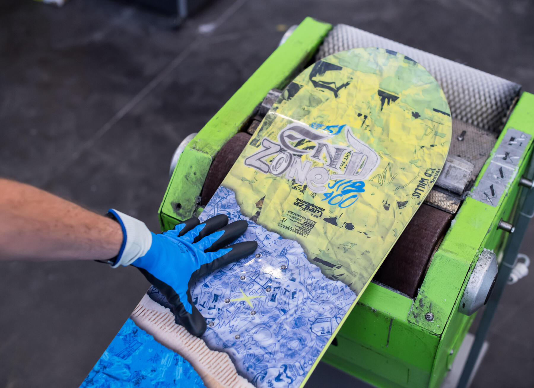 How Do You Wax And Sharpen Your Snowboard snowboard-wax-and-sharpen-program-replay-boardshop