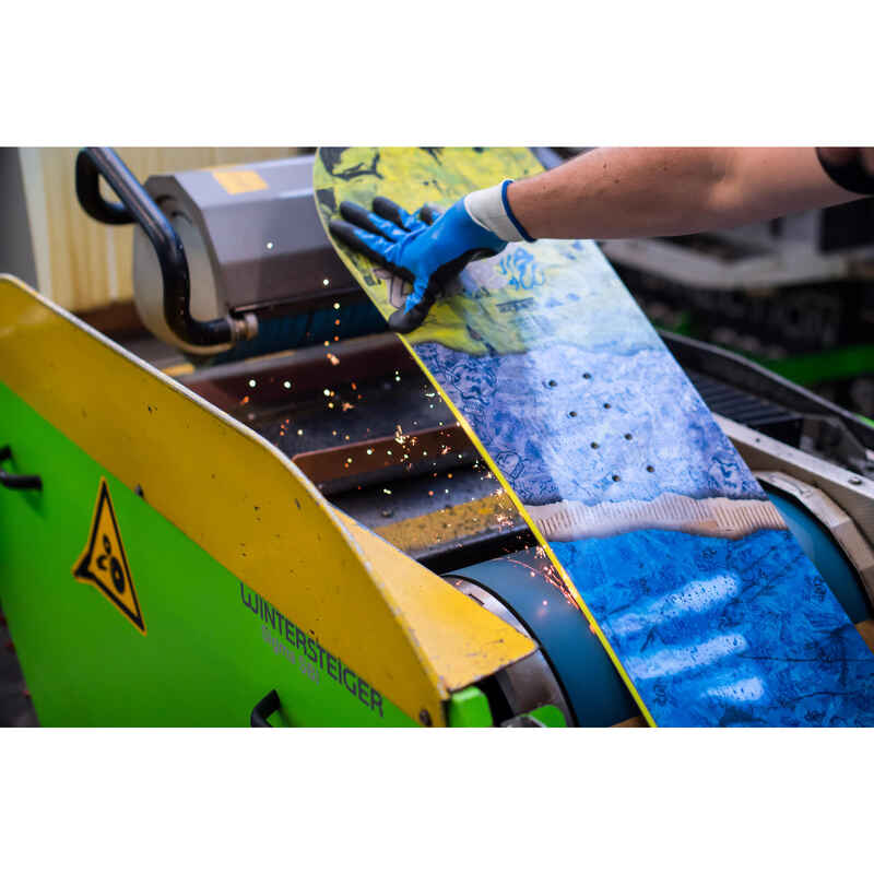 Snowboard