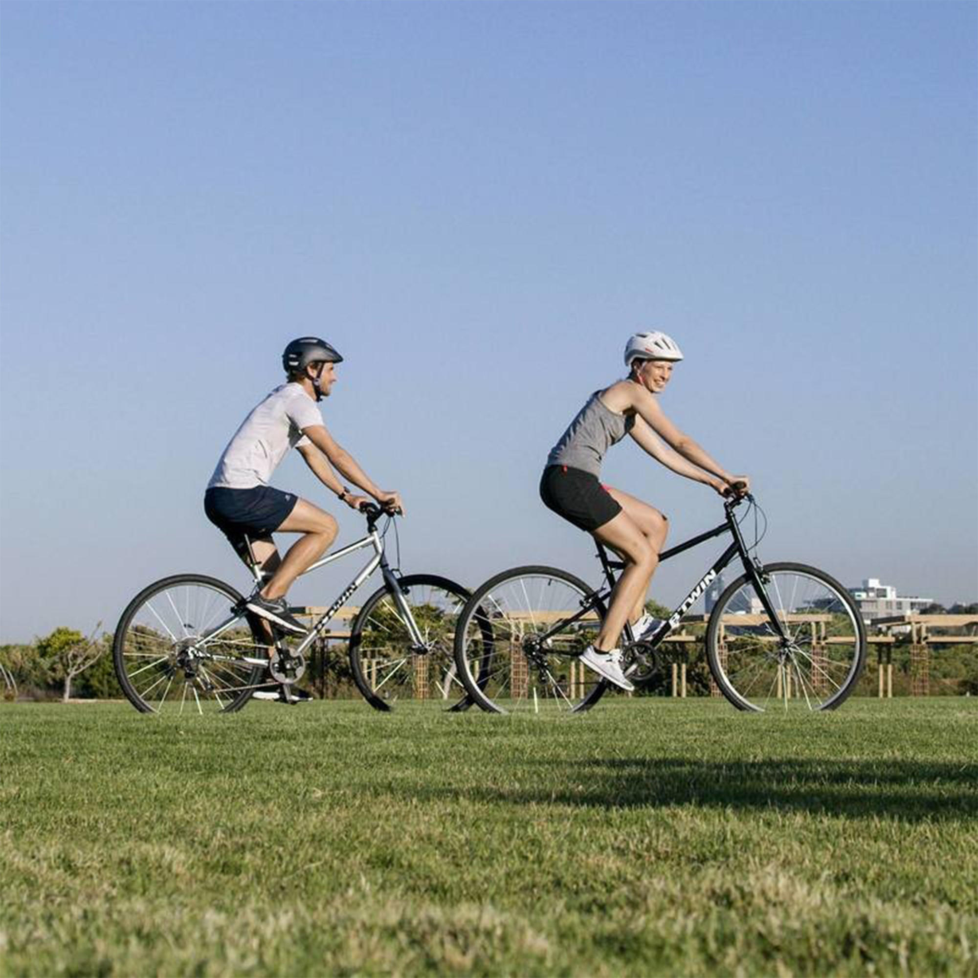 

Btwin Riverside 120 Hybrid Cycle