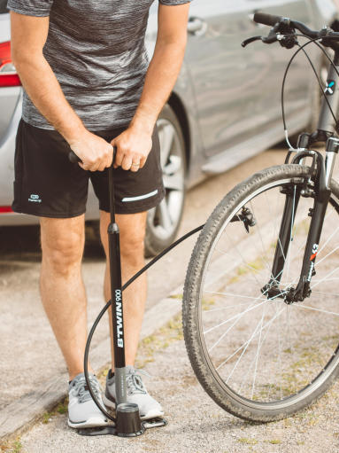 L'usure des pneus : gonflez vos pneus régulièrement - conseil sport DECATHLON L'usure des pneus : gonflez vos pneus régulièrement - conseil sport DECATHLON