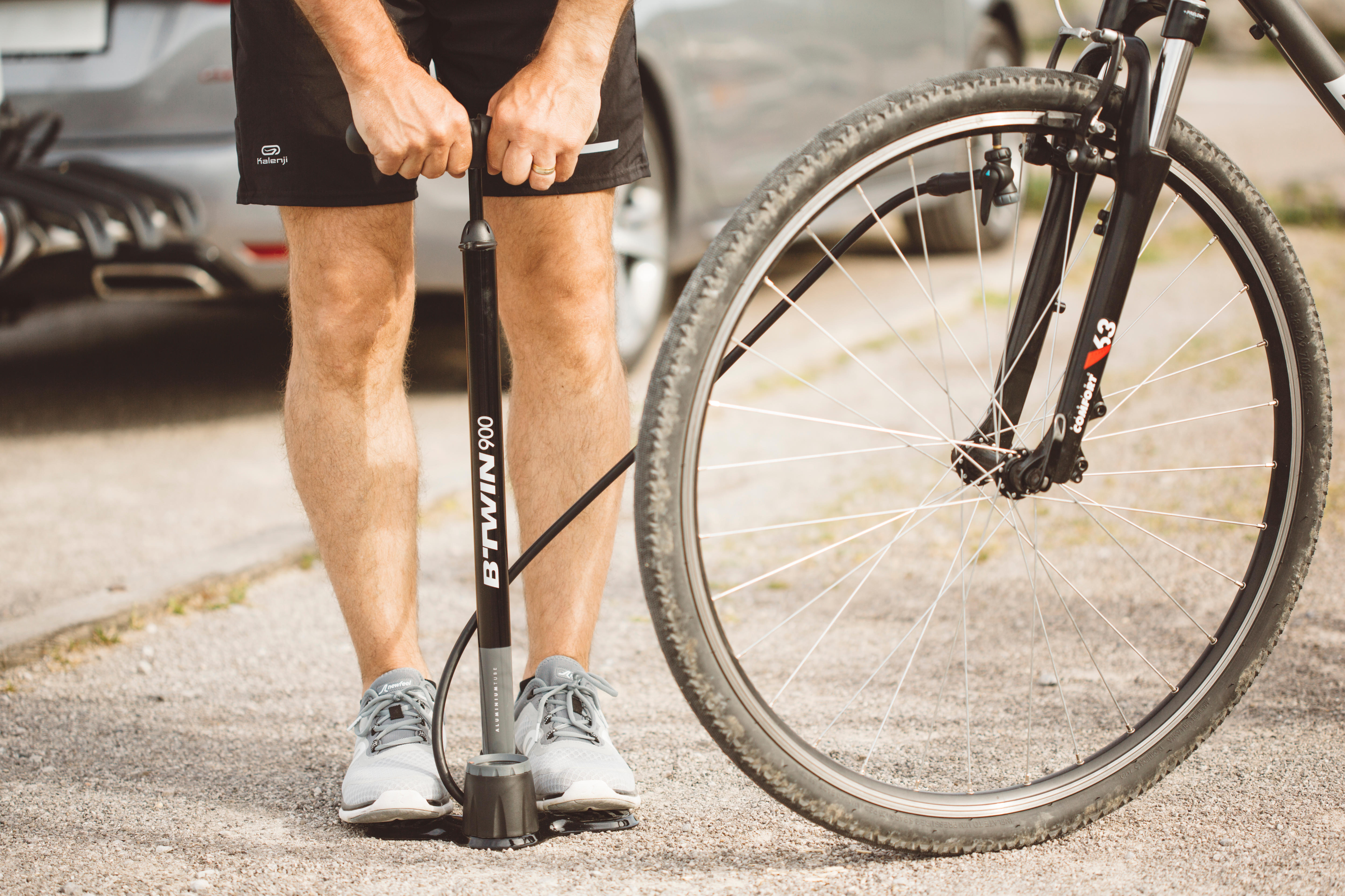 Pompe à pied pour vélo –900 noir - RIVERSIDE