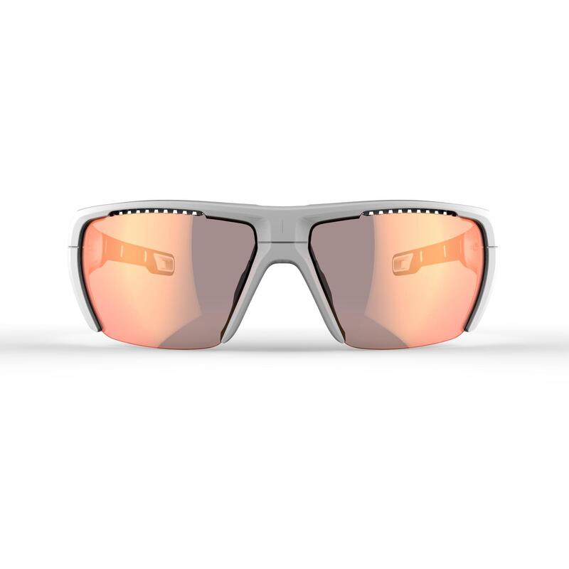 成人款光變色健行太陽眼鏡（濾鏡分類2 =>濾鏡分類4）MH590－白色