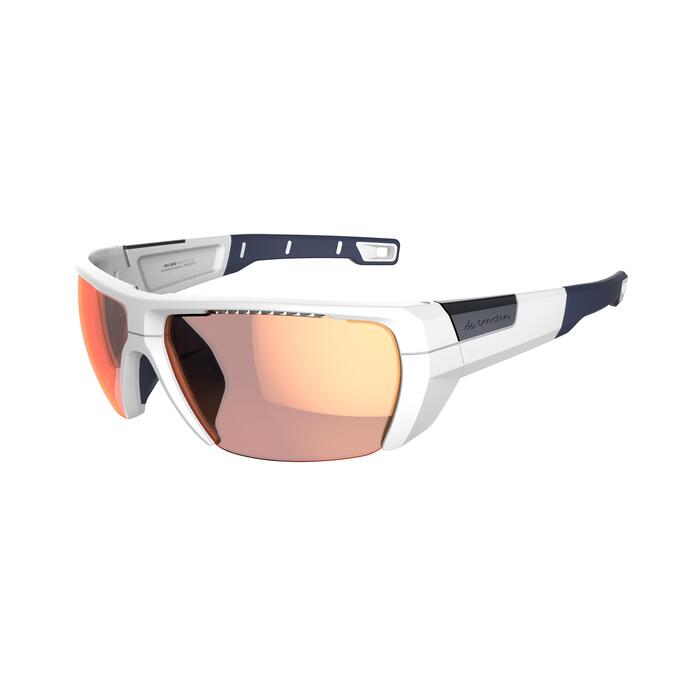 Mountain Hiking Photochromic Sunglasses Quechua MH590 White