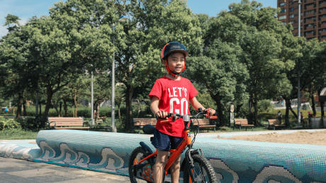 freiner_vélo_apprendre_sécurité_btwin freiner_vélo_apprendre_sécurité_btwin