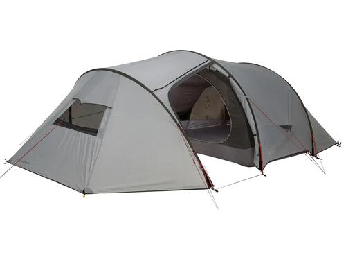 Pflege und Reparatur eines Campingzeltes mit Stangenaufbau