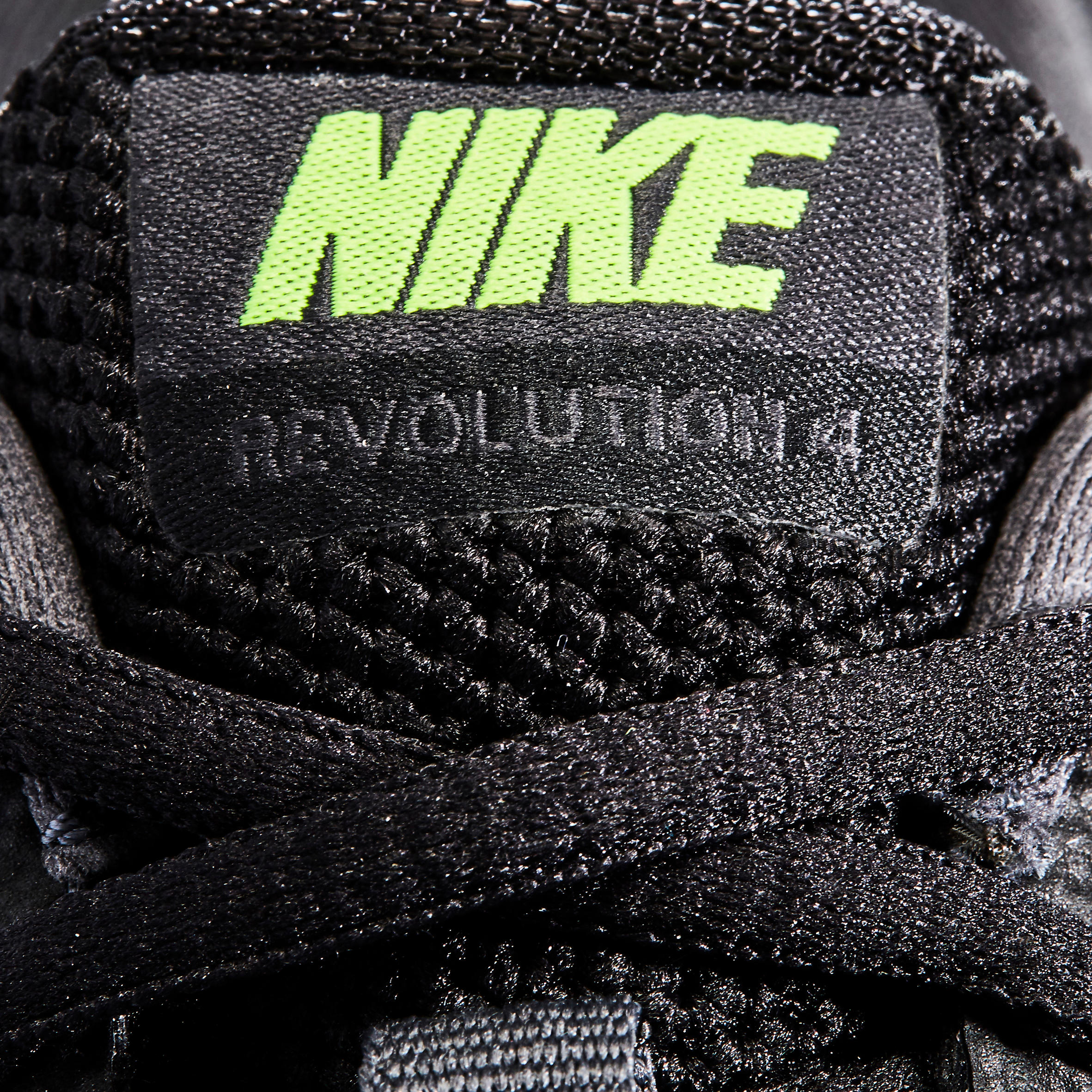 decathlon nike revolution 4