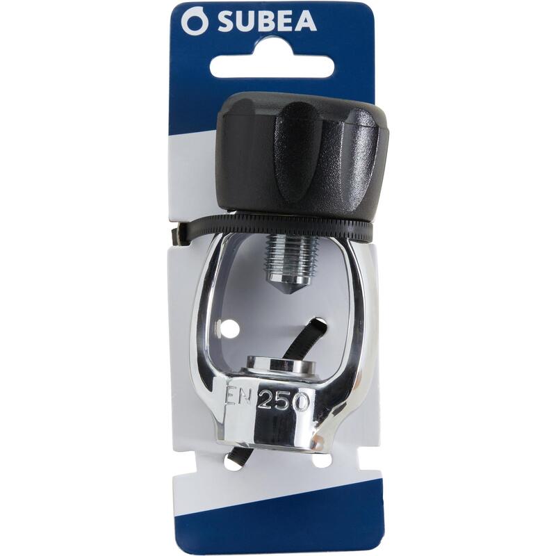 Adaptador para el regulador de buceo DIN / INT estribo SCD