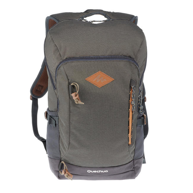 quechua 20 litre backpack