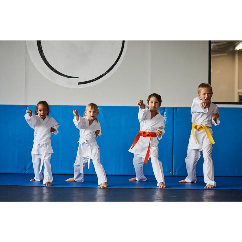 Kimono bambino karate 100 con cintura bianca OUTSHOCK