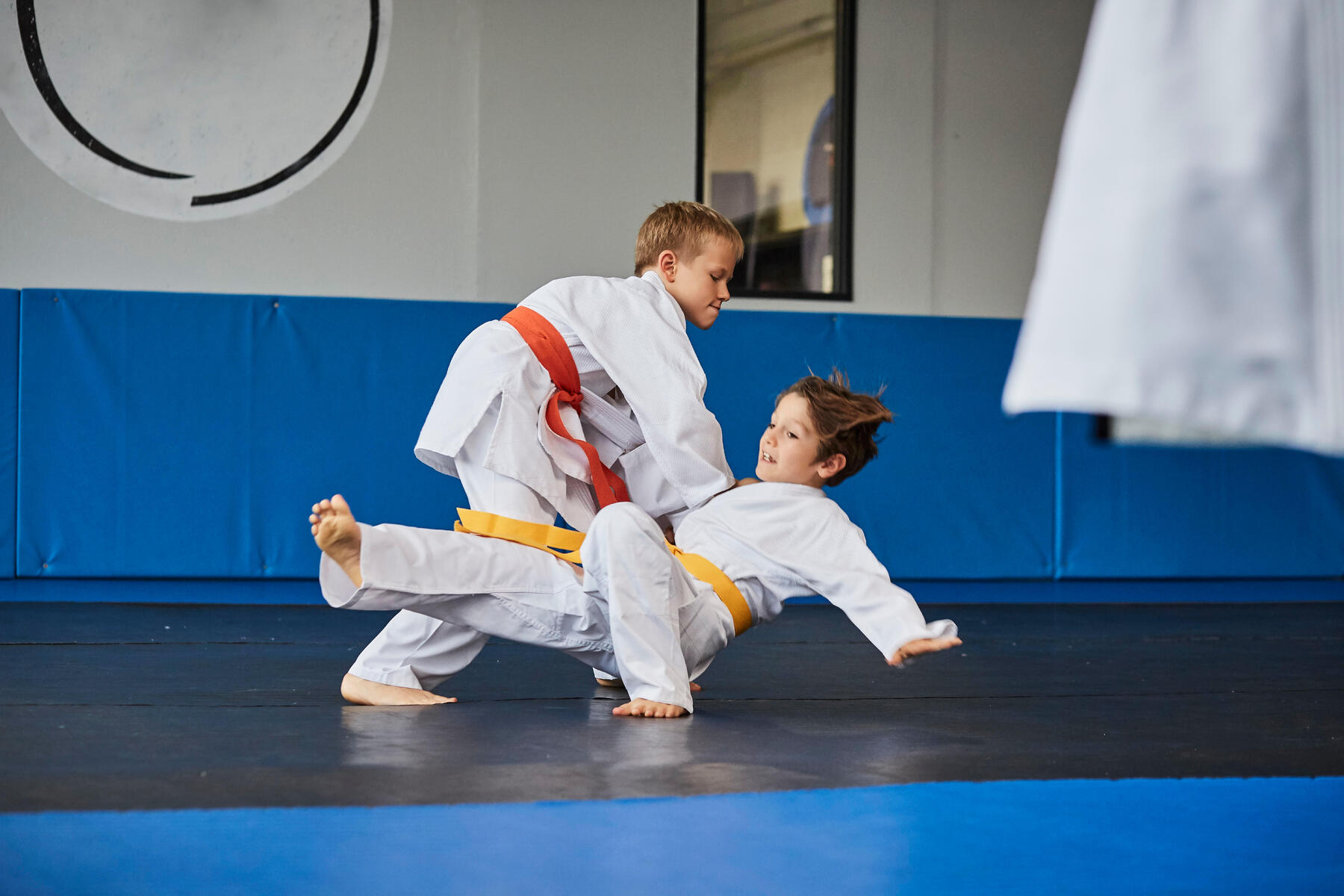 jeunes qui font du judo