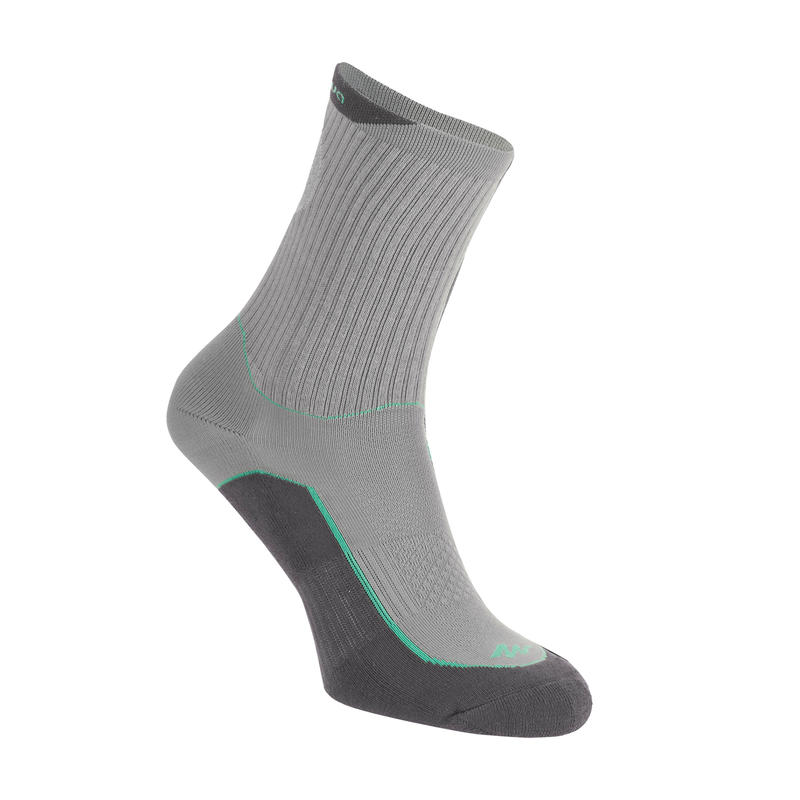 Bas randonnée nature NH500 hauts gris X 2 paires Bas randonnée nature NH500 hauts gris X 2 paires