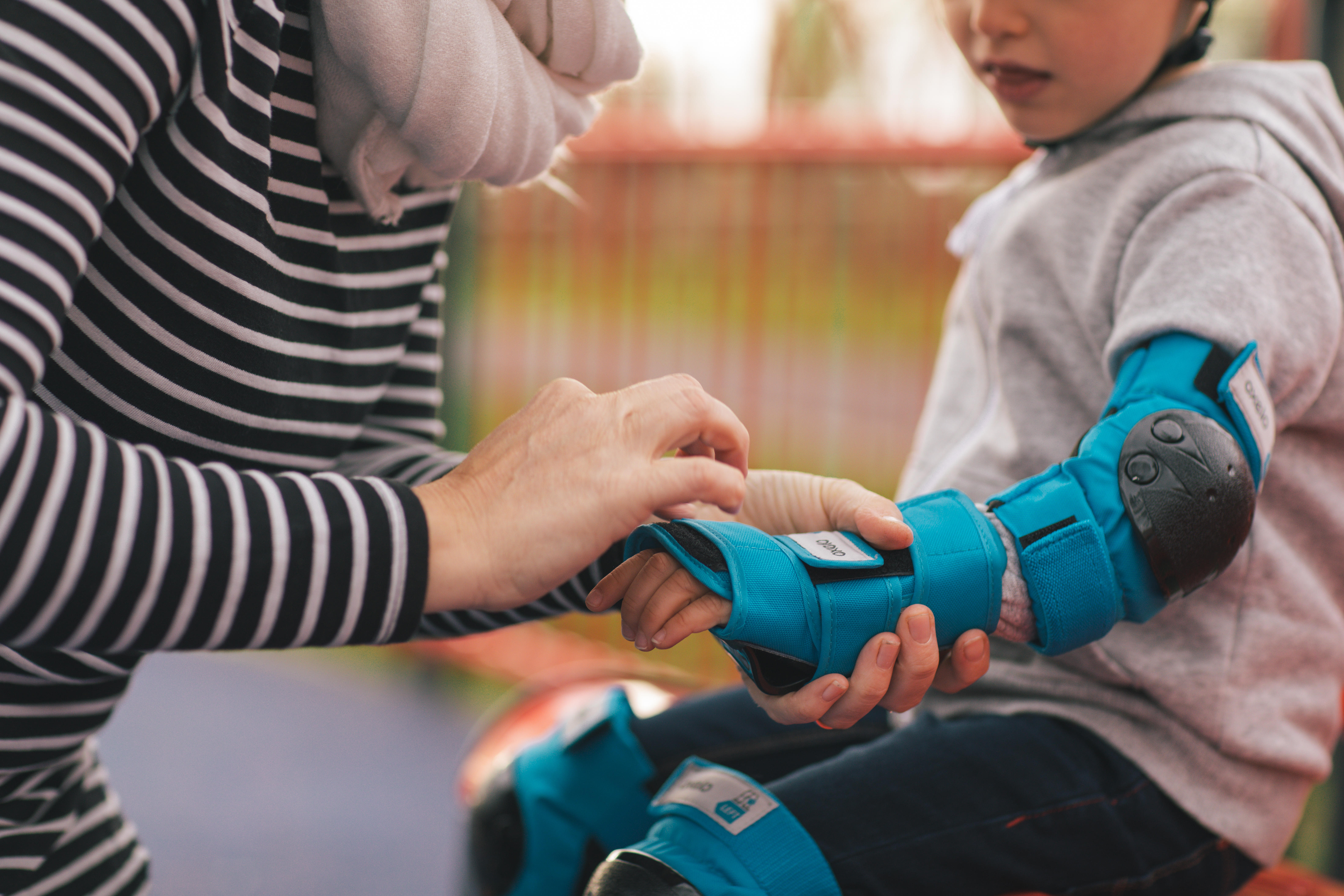 Moder osnovni ščitnik za rolkanje, rolanje in skiro za otroke (3 kosi)