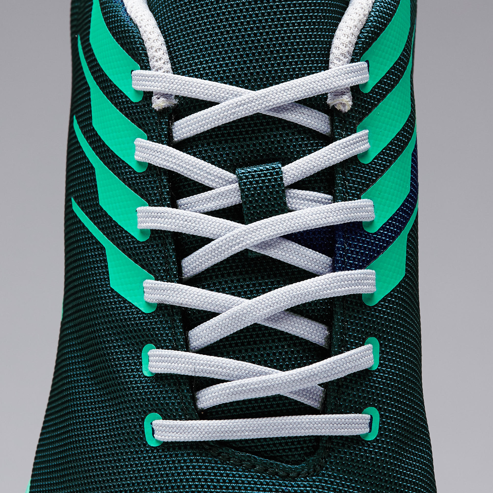 CLR 300 Adult Futsal Trainers - Green 12/16