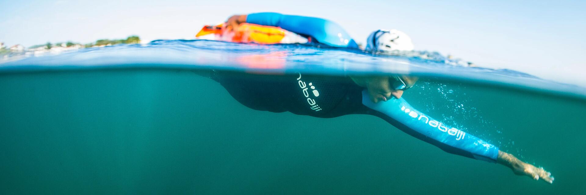 Comment choisir une combinaison d'eau libre