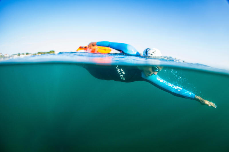 Comment choisir votre combinaison de nage en eau libre ? 