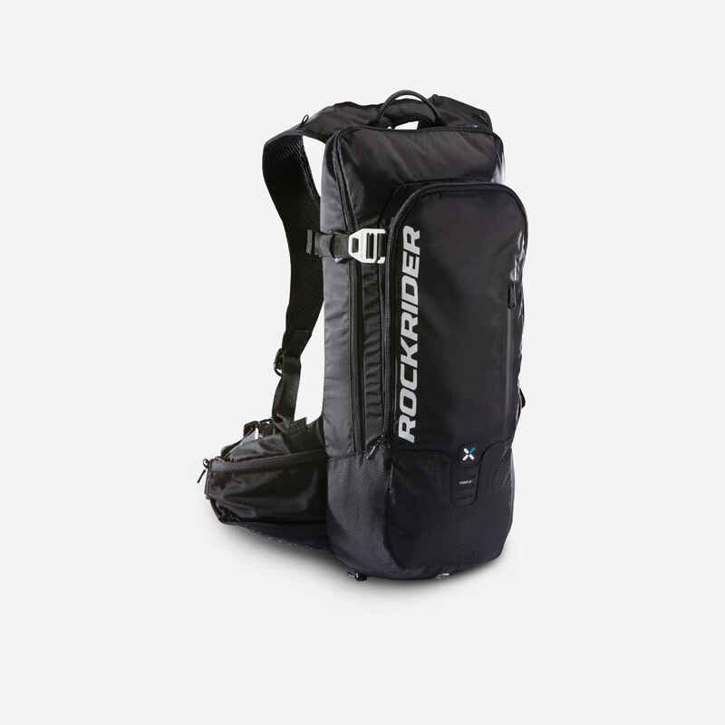 Bolsa/mochila para deportes de combate 900 60 L negra