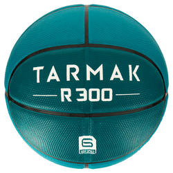 Ballon de basket R300 taille 6 vert. Résistant.