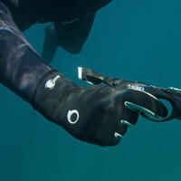 SPF 500 قفازات الصيد بالرمح تحت الماء 2 معززة بمادة السوبراتكس