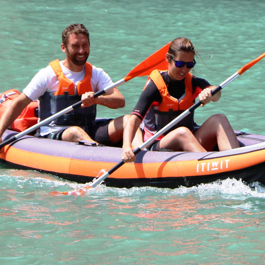 Pomocná plávacia vesta 50N+ na kajak, paddleboard alebo jachting modro-oranžová