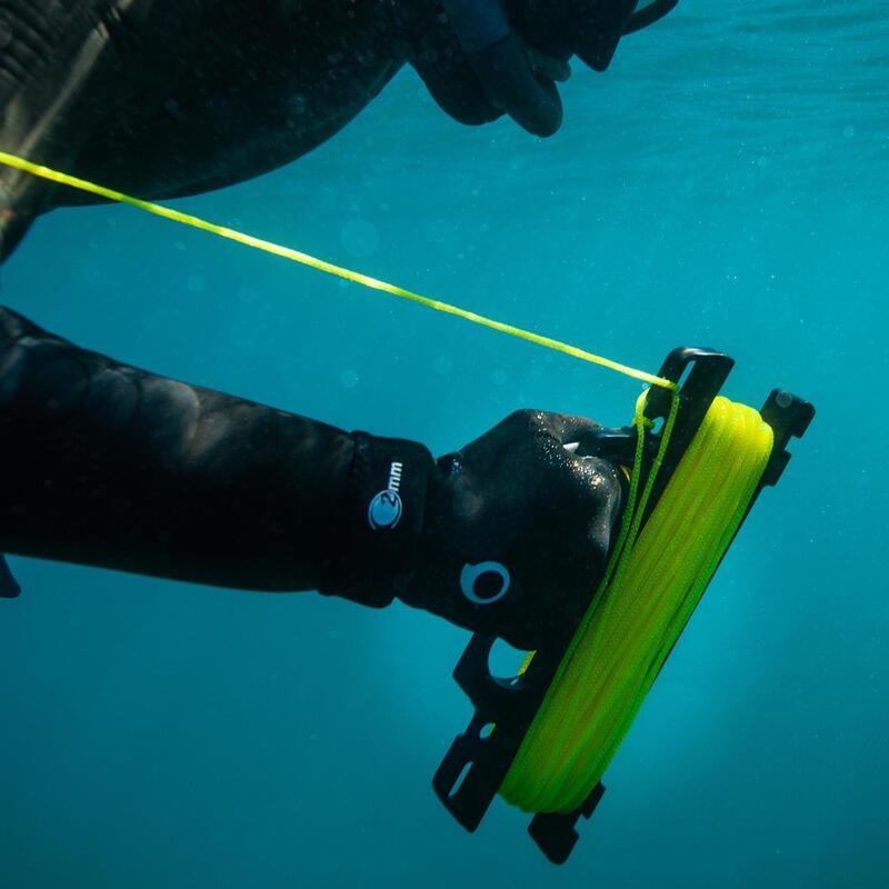 Enrolador de cabo flutuante para bóia sinalização de caça submarina SPF 500