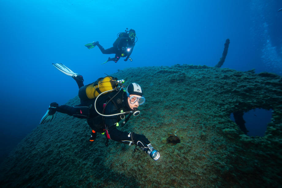 An Introduction To Scuba Diving  Decathlon 