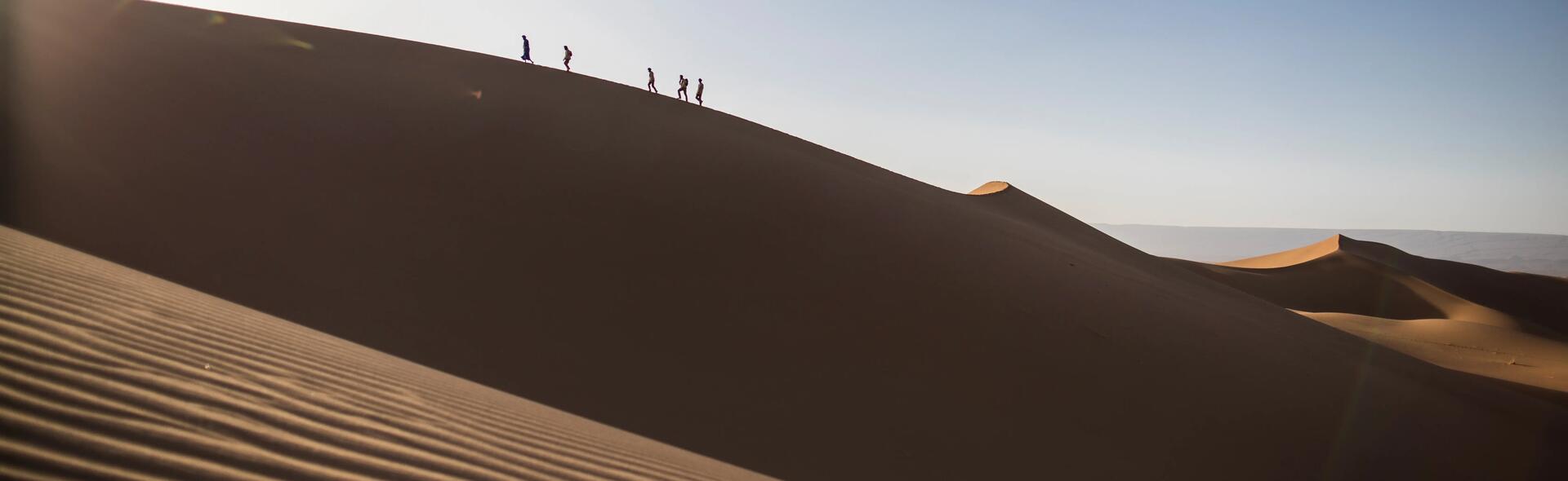 how to cope with the heat in the desert