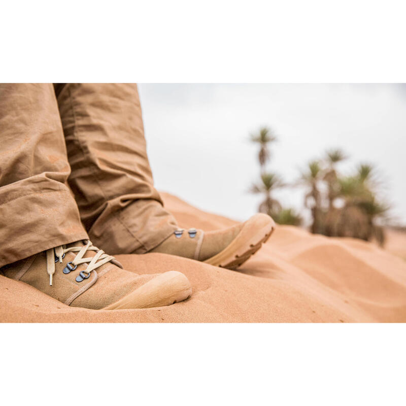 Bota de trekking en el desierto antiarena Unisex Forclaz Desert 900