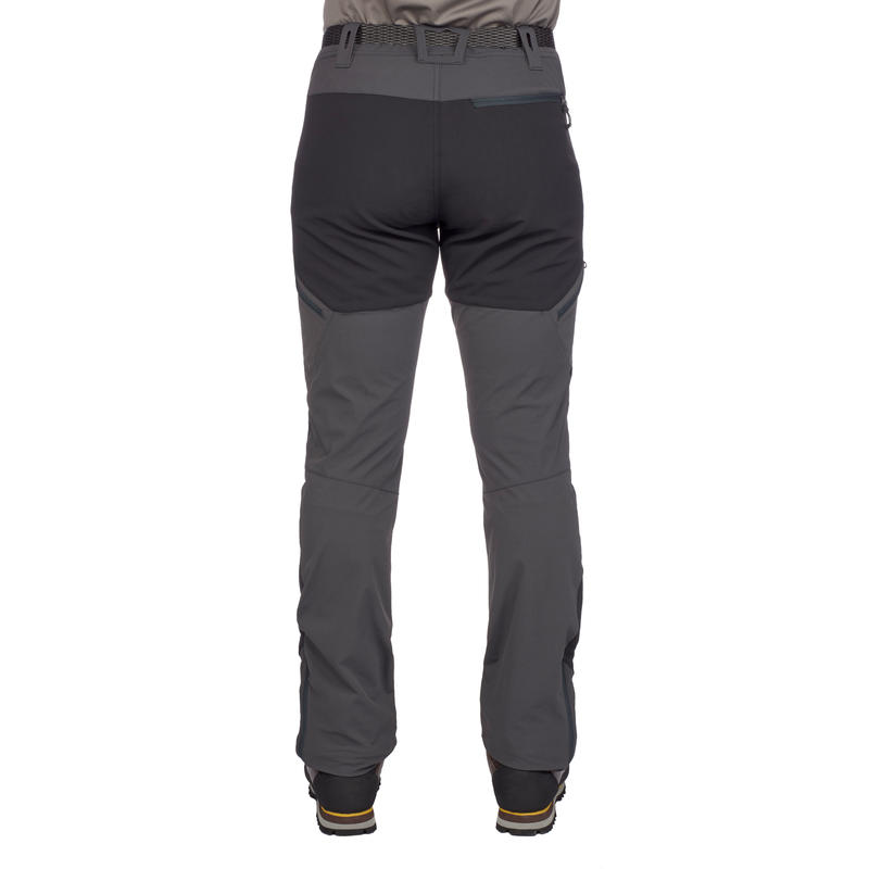 กางเกงขายาวผู้ชายสำหรับการเทรคกิ้งบนภูเขารุ่น TREK 900 (สีเทาเข้ม)