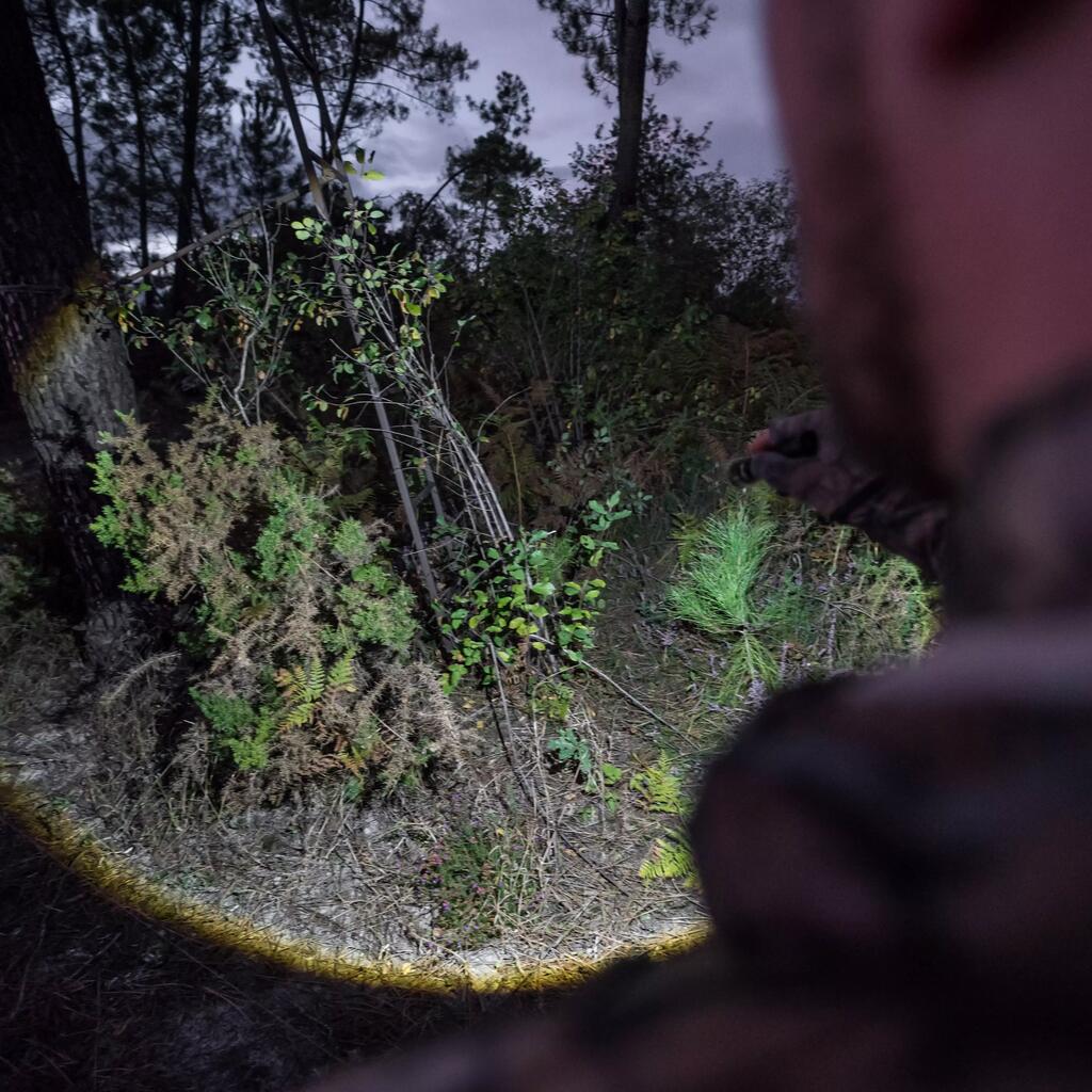 Jagd-Taschenlampe Zoom 100 Lumen schwarz