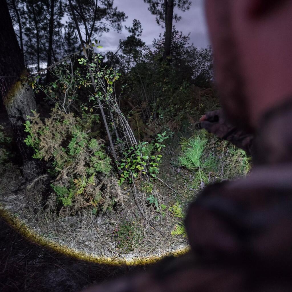 Lampe Torche Chasse 100 Lumens Zoom Noir
