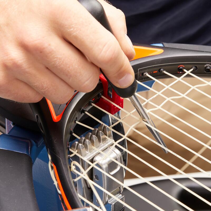 pose cordage tennis