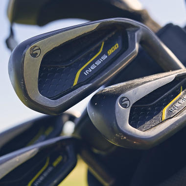 Come viene prodotto un ferro da golf?