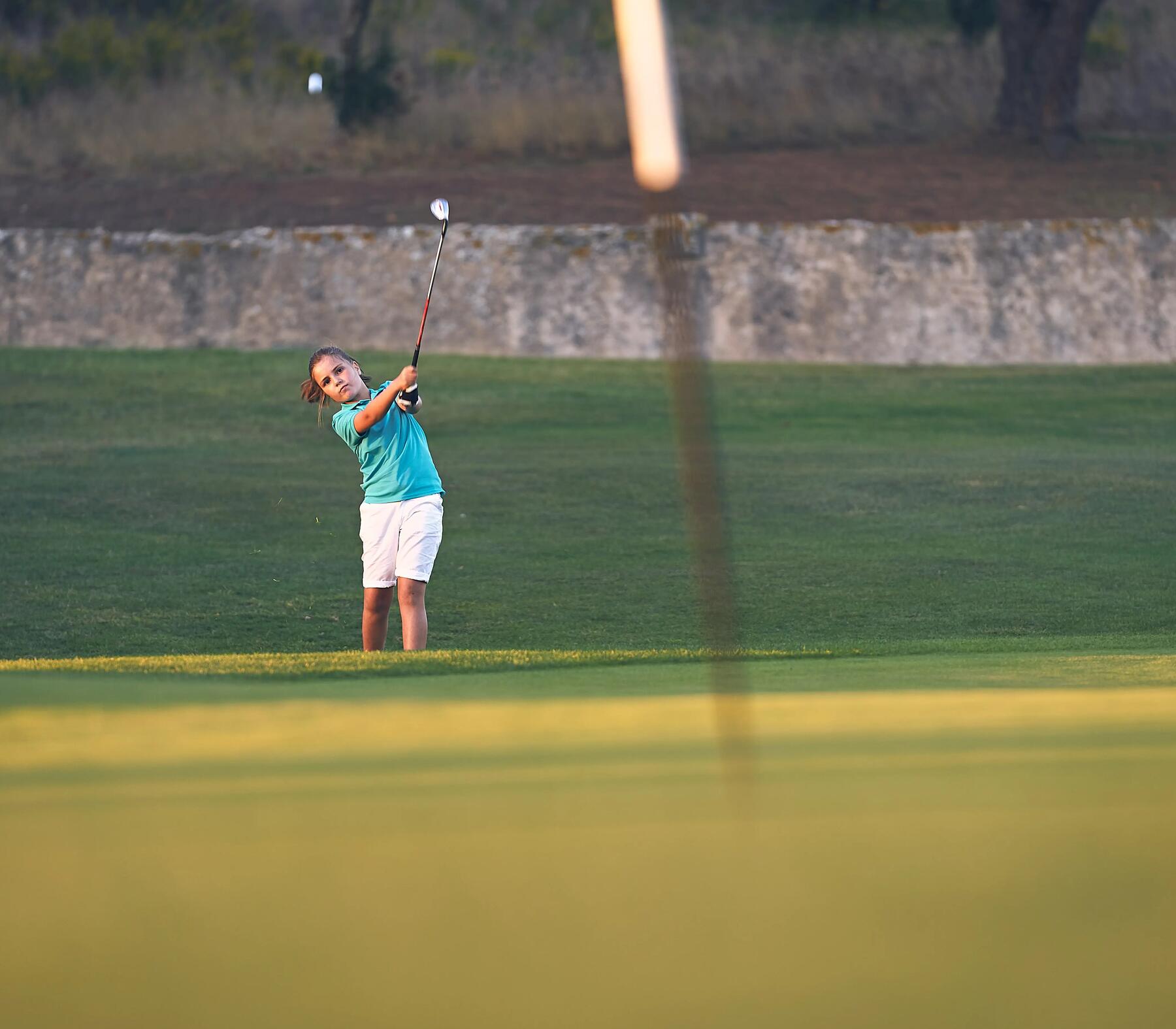 Comment faire découvrir le golf aux enfants