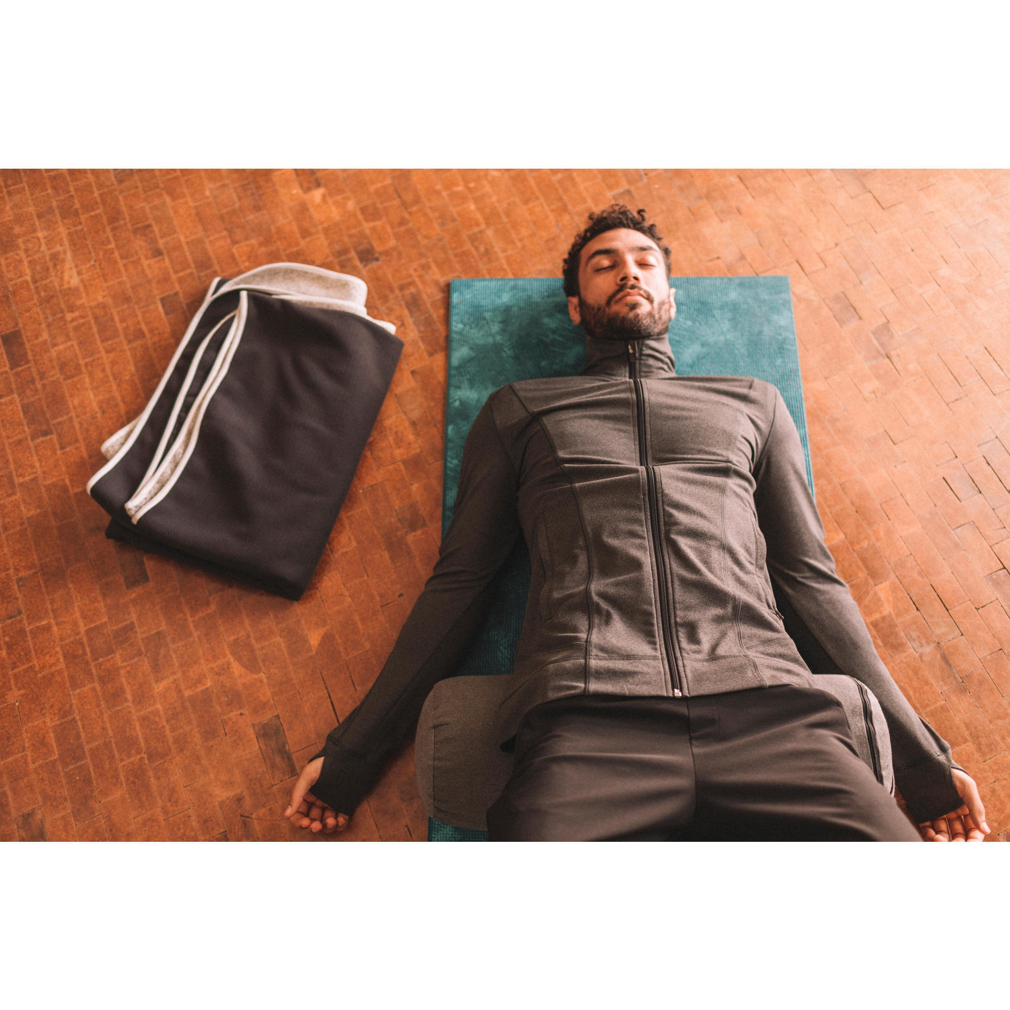 where to buy a yoga bolster