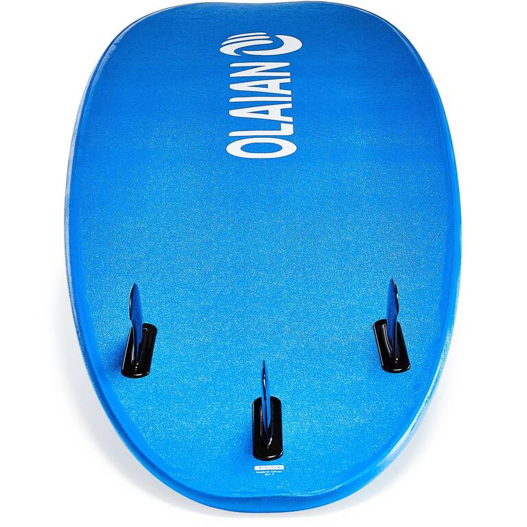 FOAM SURFBOARD 100 7'. Supplied with a leash and  3 fins.