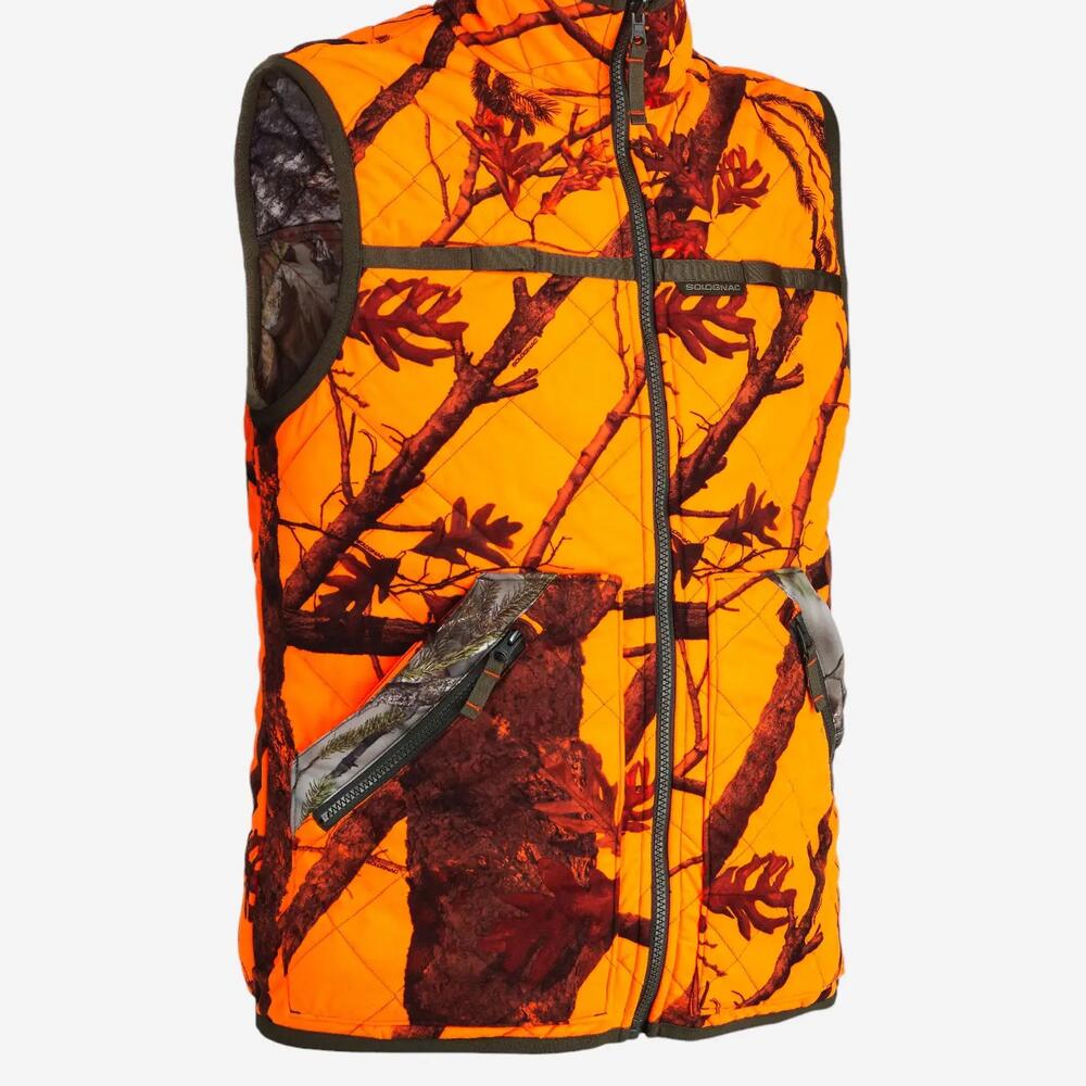 Gilet camo fluo d'un coté et camo forêt de l'autre, chaud et silencieux.