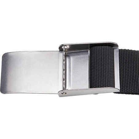 Diving weight belt with soft pockets for lead weights