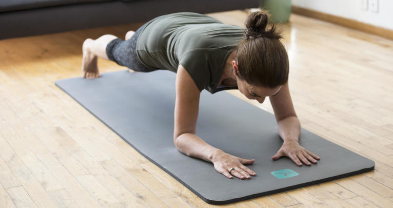 conseils-core-stability-cest-bon-pour-tous-exercice-femme-equilibre-gainage conseils-core-stability-cest-bon-pour-tous-exercice-femme-equilibre-gainage