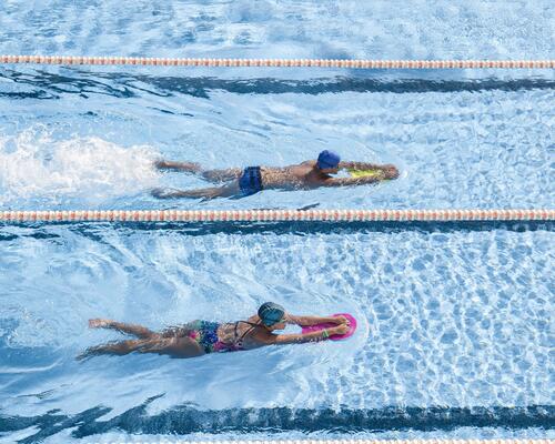 VGEBY Planche Flottante d'Entraînement pour la Natation, Aide à  l'Entraînement des Jambes et des Hanches pour Adultes et Enfants