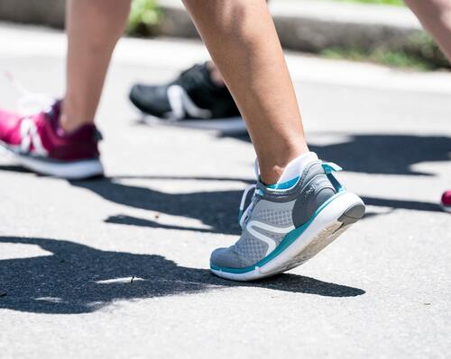 Déroulé du pied en marche sportive