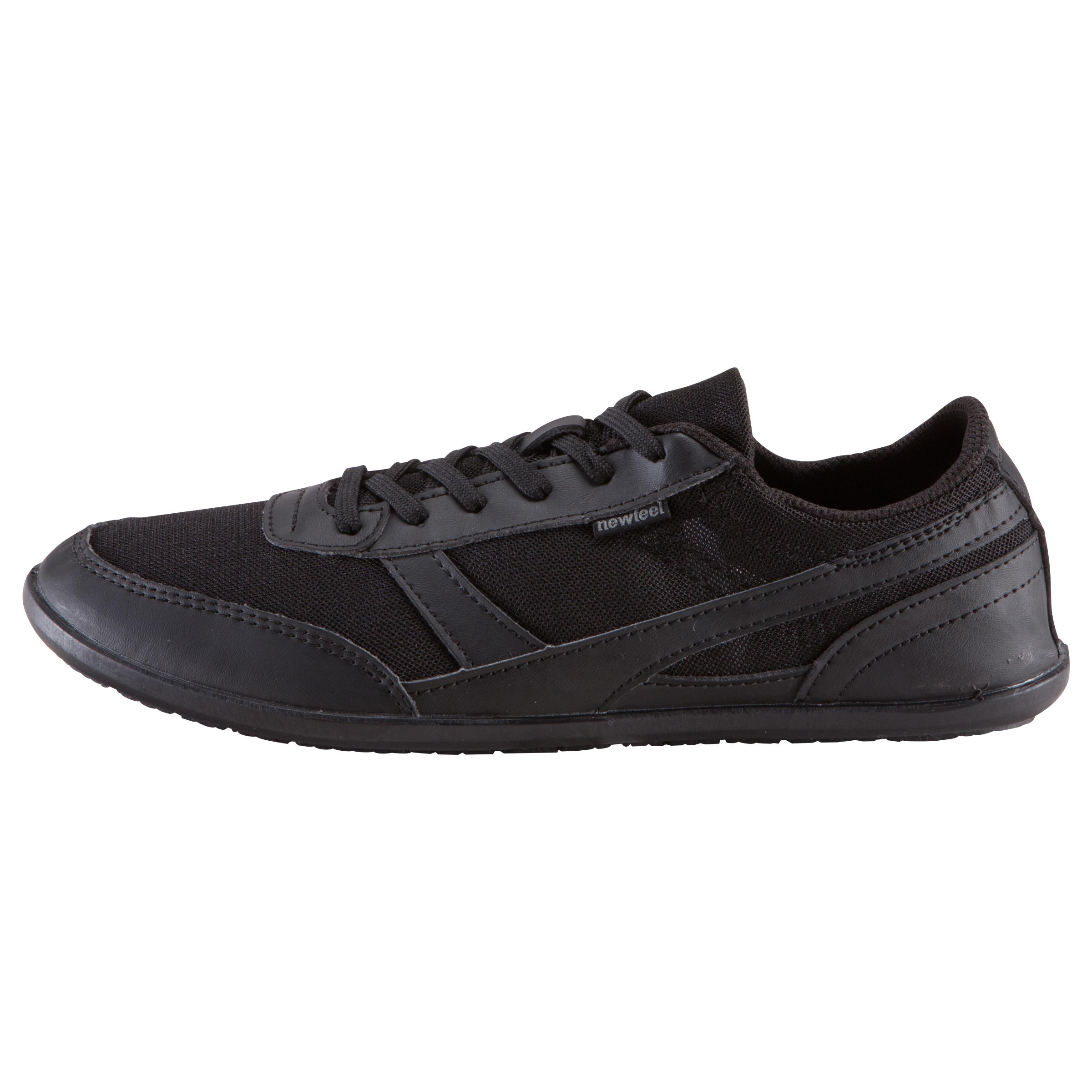 Many mesh everyday walking shoes - black 8/18