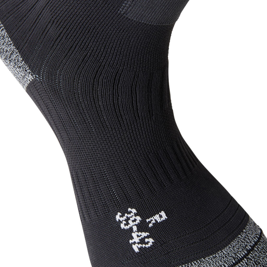 Vysoké a odolné vystužené ponožky na orientačný beh čierne