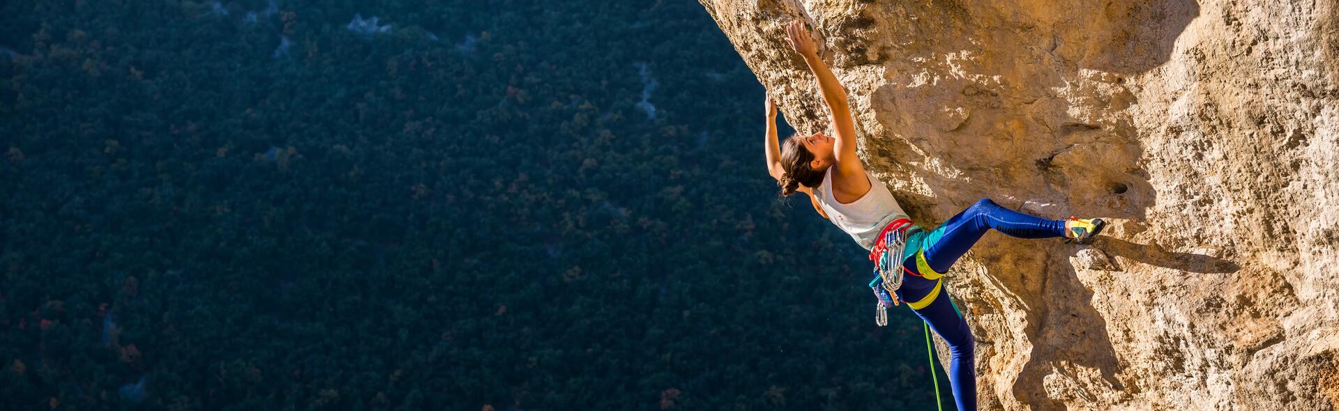 how-to-choose-a-climbing-mountaineering-harness