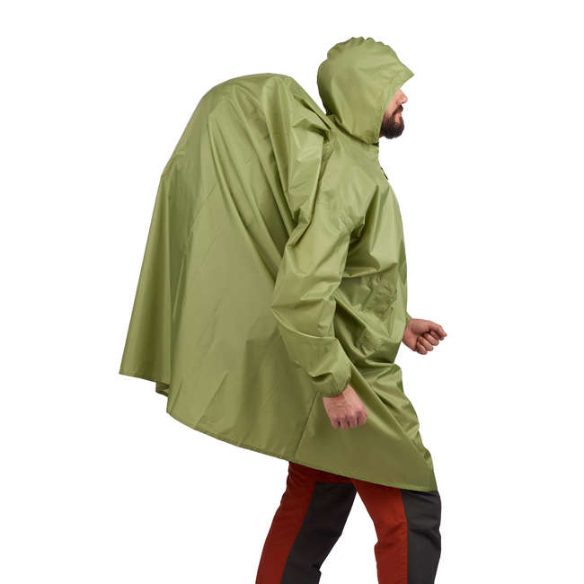 Poncho Regencape Arpenaz 40 L Größe S/M grün FORCLAZ Decathlon Österreich